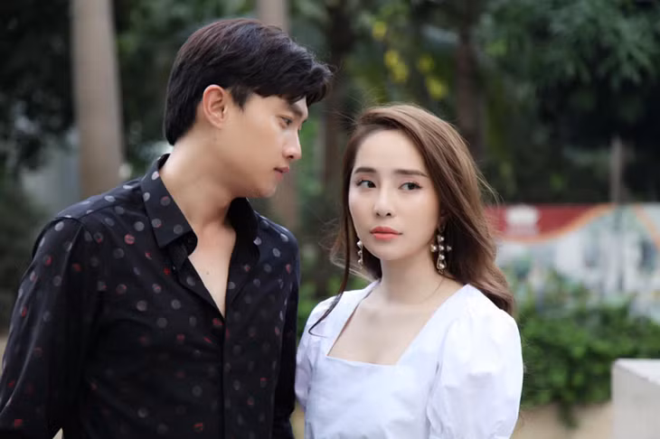 Quỳnh Nga trong "Về nhà đi con".