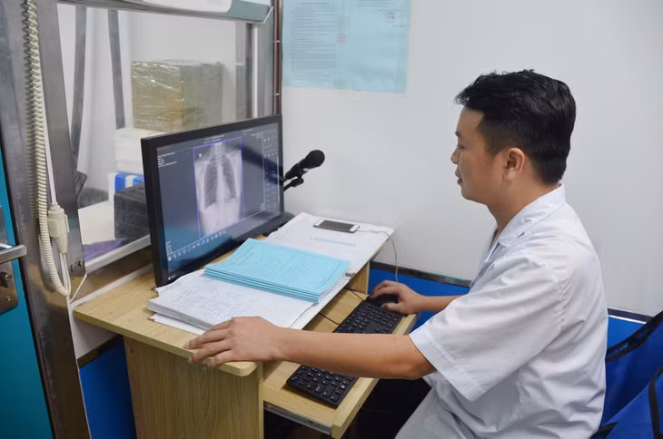 Khám sức khỏe BNN cho người lao động tại Trung tâm Kiểm soát bệnh tật tỉnh.