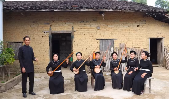CLB hát then đàn tính xã Đồng Văn