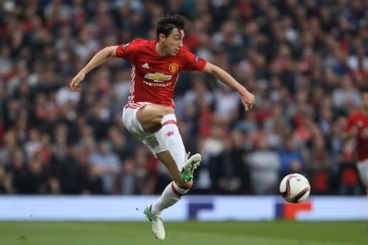  Thêm 1 người rời Old Trafford.