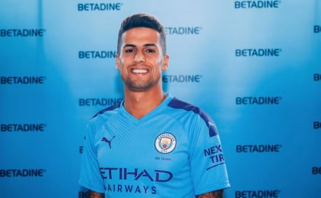  Cancelo đã là người của Man City.