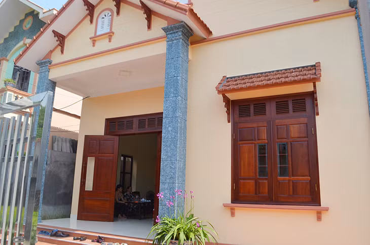 Ngôi nhà khang trang của Lý Vĩnh Hiếu, khu 11, phường Việt Hưng, TP Hạ Long được xây dựng từ vốn vay chương trình nhà ở xã hội.