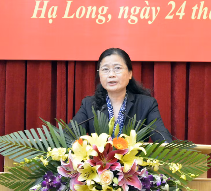 Đồng chí Đỗ Thị Hoàng, Phó Bí thư Thường trực Tỉnh ủy phát biểu chỉ đạo tại hội nghị 