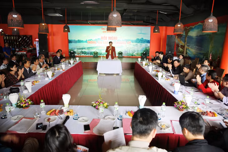 Quang cảnh buổi họp báo.