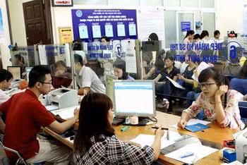Thay đổi cơ bản và lớn nhất là quy định người lao động được quản lý sổ BHXH của mình trong thời gian đóng BHXH để theo dõi quá trình đóng - hưởng BHXH.