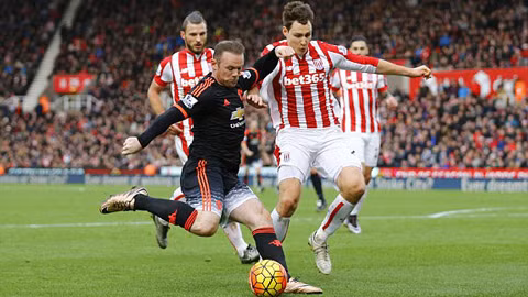 Rooney cũng không thể cứu M.U.
