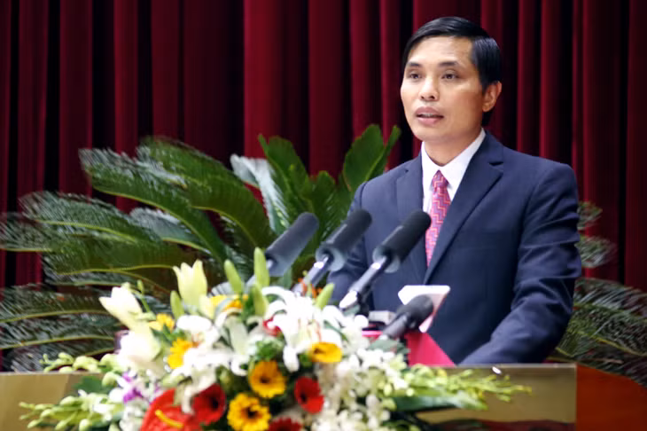 Đồng chí Vũ Văn Diện, Phó Chủ tịch UBND tỉnh phát biểu cảm ơn sau khi nhận nhiệm vụ mới.