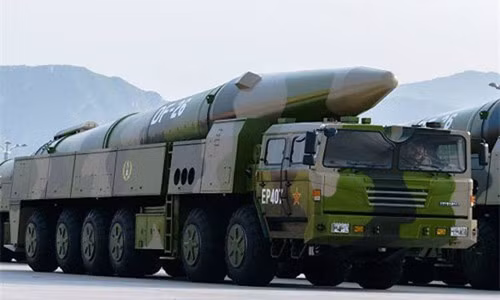 Tên lửa DF-26 của Trung Quốc.