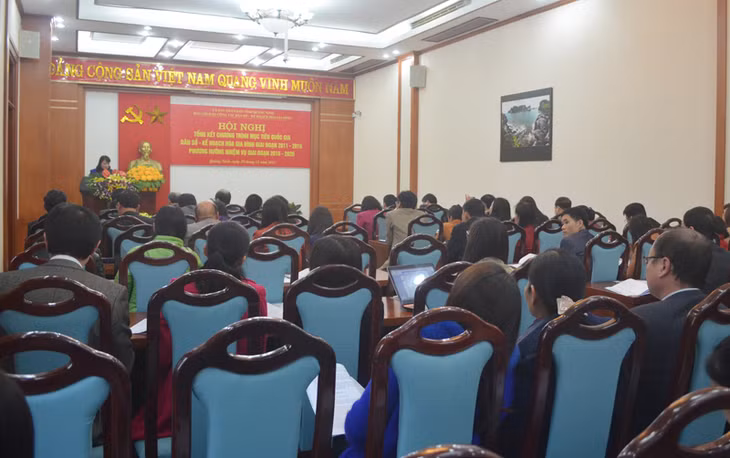 Quang cảnh hội nghị.