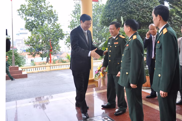 Chủ tịch UBND tỉnh Nguyễn Đức Long chủ trì phiên họp