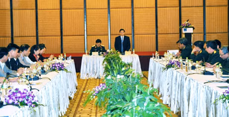 Quang cảnh buổi làm việc.