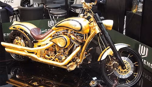 Chiếc Goldfinger có giá lên tới 845.000 USD.