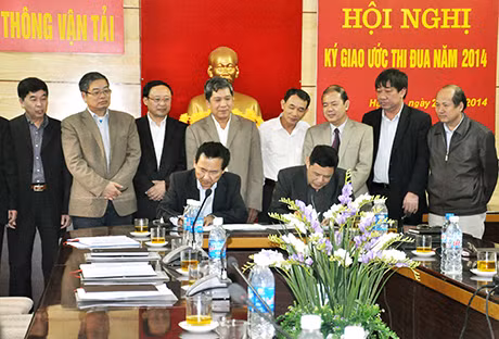 Các đơn vị trong Cụm thi đua ký cam kết thi đua