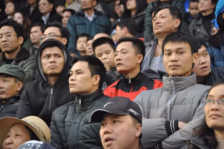Thế nhưng tất cả đều đổ gục và buồn bã khi....