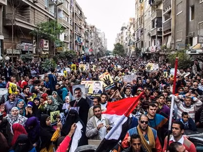 Tuần hành ủng hộ Tổng thống bị phế truất Mohamed Morsi tại Al-Matareya, ngoại ô Cairo. (Ảnh: THX)