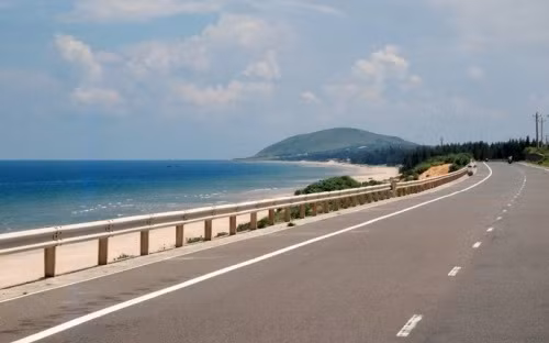 Trong kế hoạch, Chính phủ sẽ cho phép đầu tư tuyến đường bộ qua 6 tỉnh thành ven biển phía Bắc.