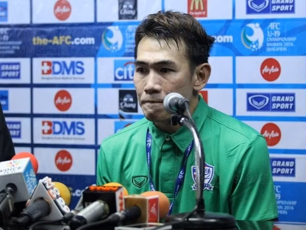  Huấn luyện viên Srikerd tuyên bố từ chức. Ảnh: AFC.