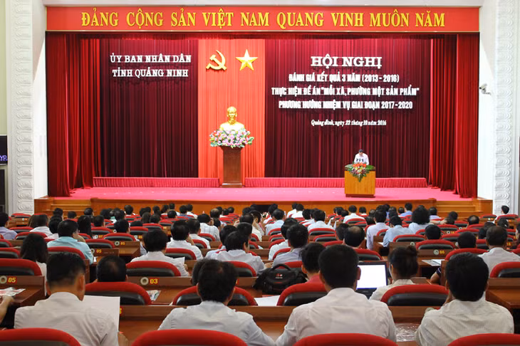 Quang cảnh hội nghị