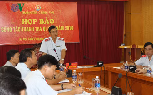 Phó Tổng Thanh tra Chính phủ Ngô Văn Khánh thông tin tại cuộc họp báo.