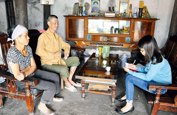 Gia đình ông Nguyễn Văn Việt là một trong những hộ không có khả năng thoát nghèo ở thôn Cây Thị, xã Sơn Dương, huyện Hoành Bồ.