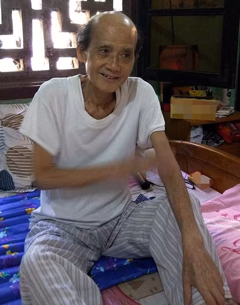 NSƯT Phạm Bằng bị sụt mất 8kg kể từ khi bị bệnh. Tuy nhiên, ở thời điểm này sức khoẻ của ông đã phục hồi được 80%. Ảnh: ML