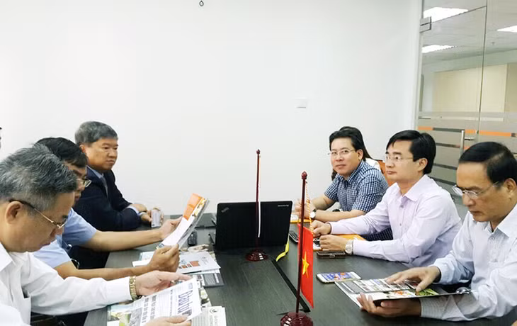 Lãnh đạo TP Uông Bí tham gia đoàn công tác của tỉnh làm việc với Tập đoàn Giáo dục Kinderworld tại Singapore. (Ảnh do đơn vị cung cấp)