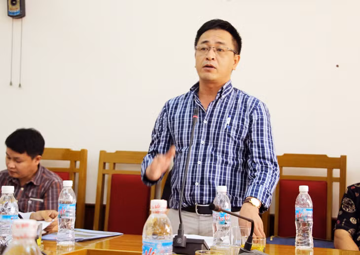 Đại diện cơ quan báo chí đặt câu hỏi tại Hội nghị 