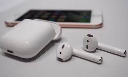 Apple AirPods trễ hẹn người dùng trong tháng 10.