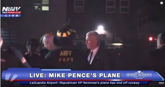  Ông Mike Pence thở phào sau sự cố. (Nguồn: Twitter)