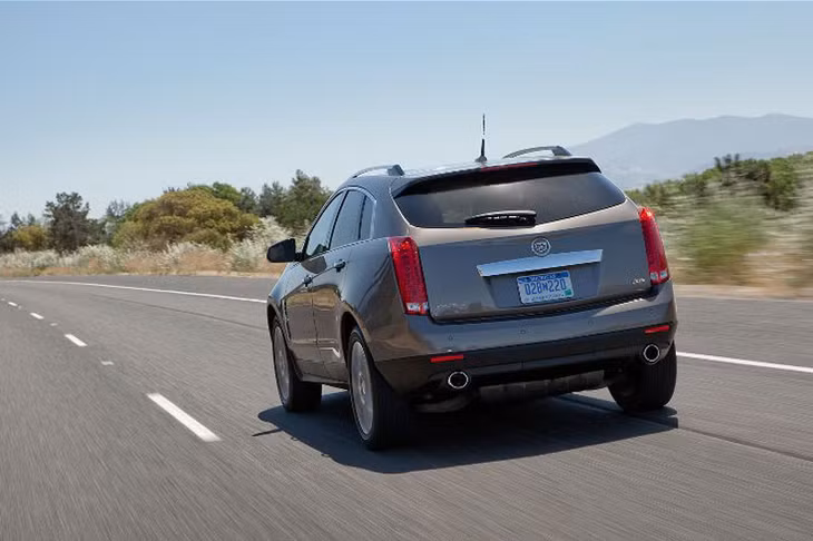Cadillac SRX 2012: Cải thiện sức mạnh và nhiên liệu ảnh 3
