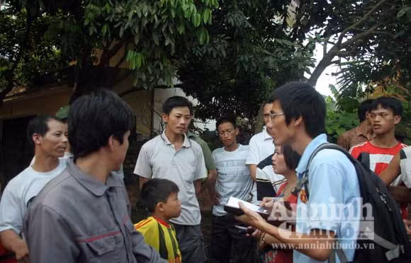 Xem khám nhà hung thủ giết người man rợ, cướp vàng ảnh 4
