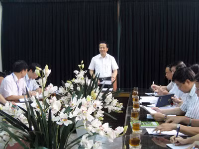 Đồng chí Nguyễn Văn Thành, Phó Chủ tịch UBND tỉnh phát biểu kết luận cuộc họp.