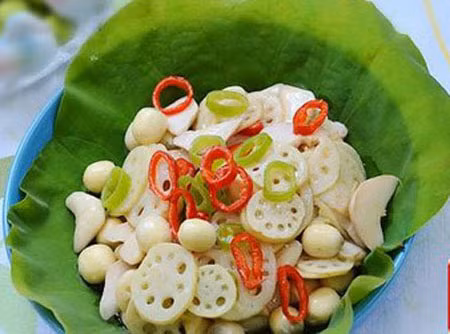 Củ sen, hạt sen xào gừng
