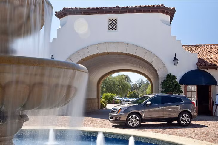 Cadillac SRX 2012: Cải thiện sức mạnh và nhiên liệu ảnh 5