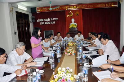 Thứ trưởng Bộ Nông nghiệp và Phát triển nông thôn Nguyễn Thị Xuân Thu phát biểu tại buổi làm việc với ngành Nông nghiệp Quảng Ninh.