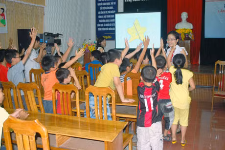 Các hoạt động này đã mang đến niềm vui làm phong phú thêm mùa hè của trẻ em Cẩm Phả.