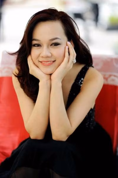"Hãy gạt bỏ những sân si khỏi đầu trước khi bước ra sân khấu"