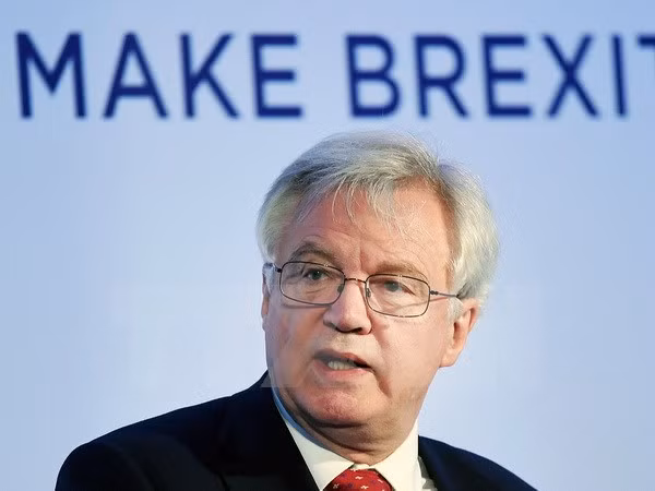 Bộ trưởng phụ trách đàm phán Brexit của Anh David Davis. (Ảnh: EPA/TTXVN)