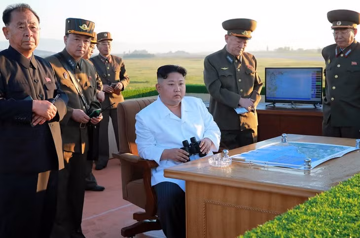 Lãnh đạo Triều Tiên Kim Jong-un trong ảnh chụp ngày 28/5 do KCNA công bố.