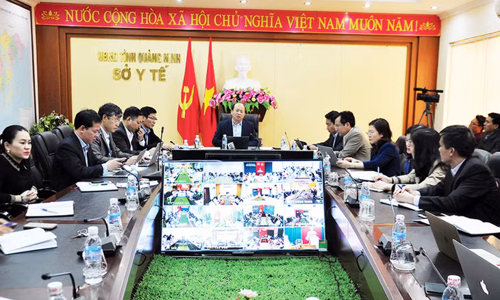 Sở Y tế họp trực tuyến trong toàn ngành triển khai nhiệm vụ năm 2017 thông qua hệ thống Telemedicine. 