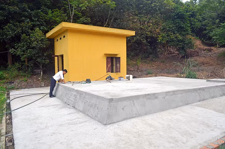 Bể nước thôn 4, một phần trong công trình nước sạch của Hội CCB tỉnh đầu tư vào xã Thắng Lợi năm 2015.