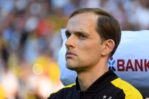  Dortmund sa thải Tuchel.