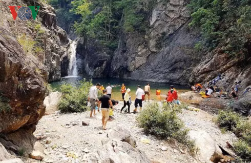 Thác Chênh Vênh nơi nạn nhân gặp nạn.