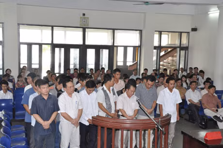 Các bị cáo nghe tuyên án trong ngày xét xử cuối cùng 27-9.