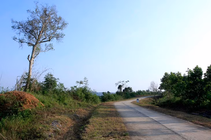 Gần 50 km lên Lương Mông thả hồn ngắm cảnh trên cao