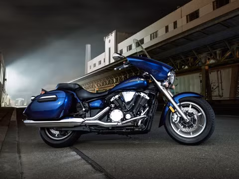 V-Star - mẫu xe đường trường của Yamaha.