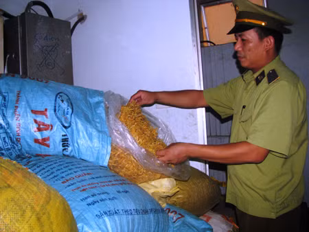 Lực lượng QLTT phát hiện, thu giữ măng khô sấy lưu huỳnh ở xã Xuân Bái (Thọ Xuân, Thanh Hóa).