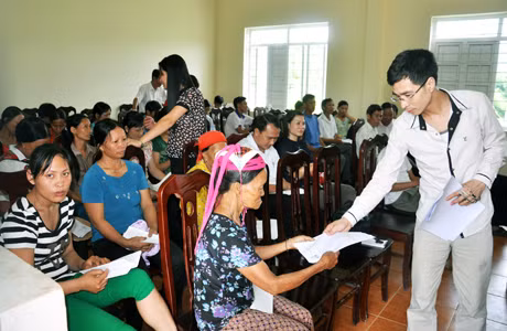 Một buổi trợ giúp pháp lý lưu động tại xã Nam Sơn (Ba Chẽ).