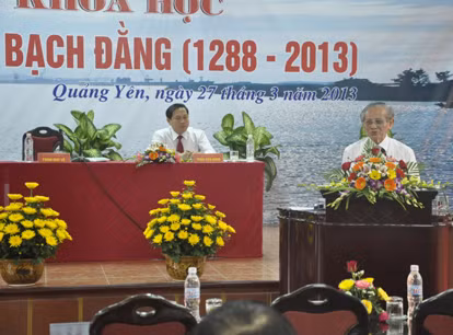 Giáo sư, Viện sỹ Phan Huy Lê kết luận hội thảo.