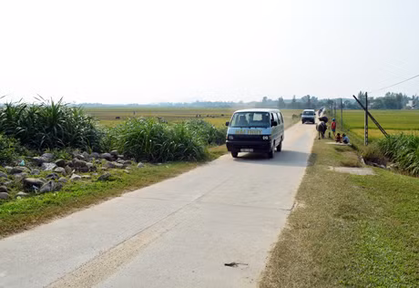 Đường giao thông nông thôn ở xã đảo Vĩnh Thực (TP Móng Cái).